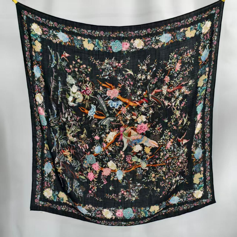 SilkWool Halsduk – 70% Ull / 30% Mulberry Siden | Midnight Botanica