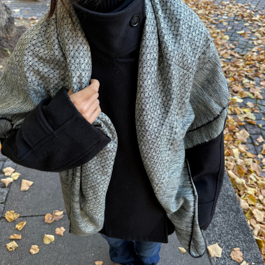 SilkWool-sjal – 70% ull / 30% mullbärssilke | Nordic Grey (XL 140x140)