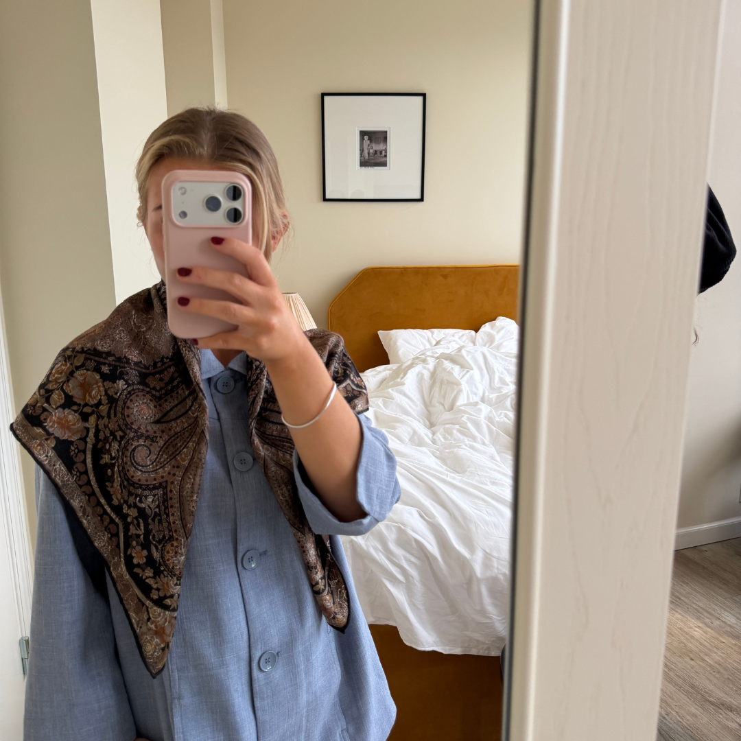 SilkWool-sjal – 70% ull / 30% mullbärssilke | Golden Tapestry