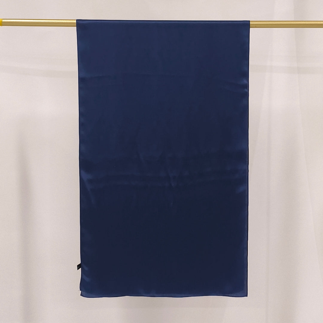 Signature Silketørklæde | Navy Blue | 55x175 cm
