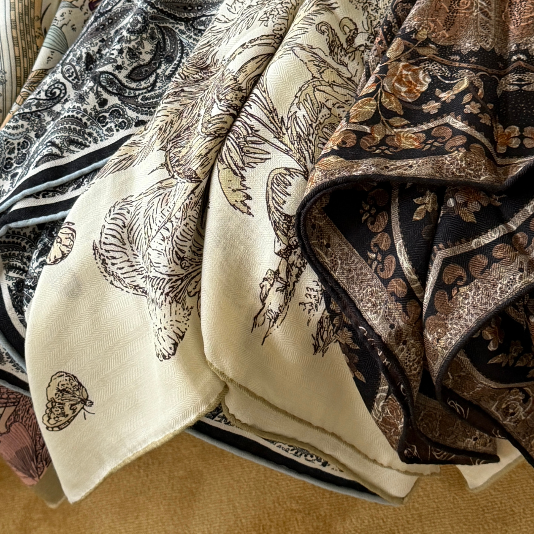 SilkWool-sjal – 70% ull / 30% mullbärssilke | Golden Tapestry