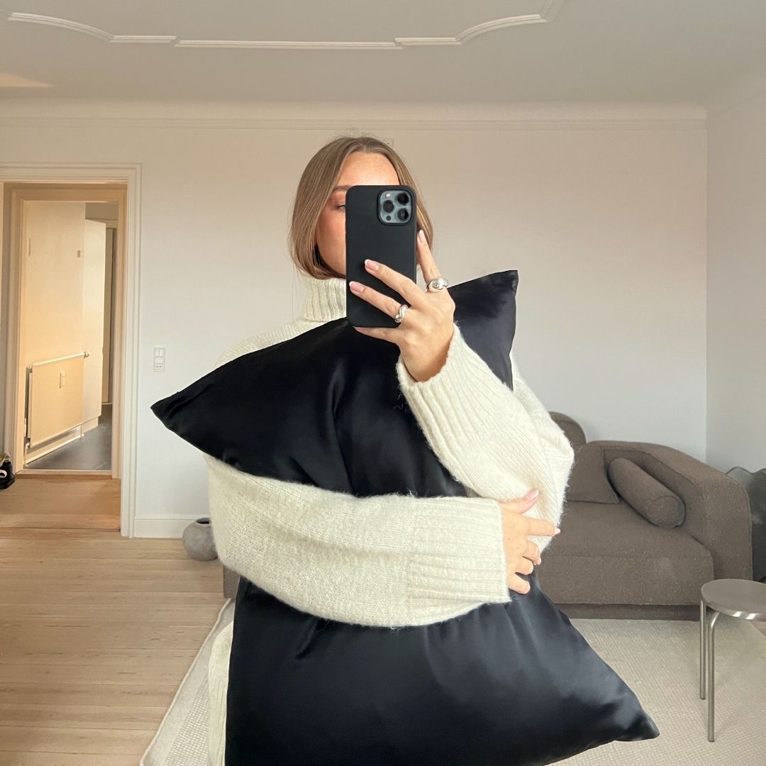 SIDENÖRNGOTT - SVART