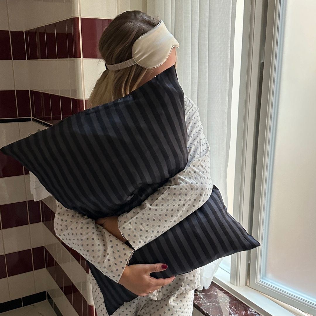 SIDENÖRNGOTT - SVART RANDIG