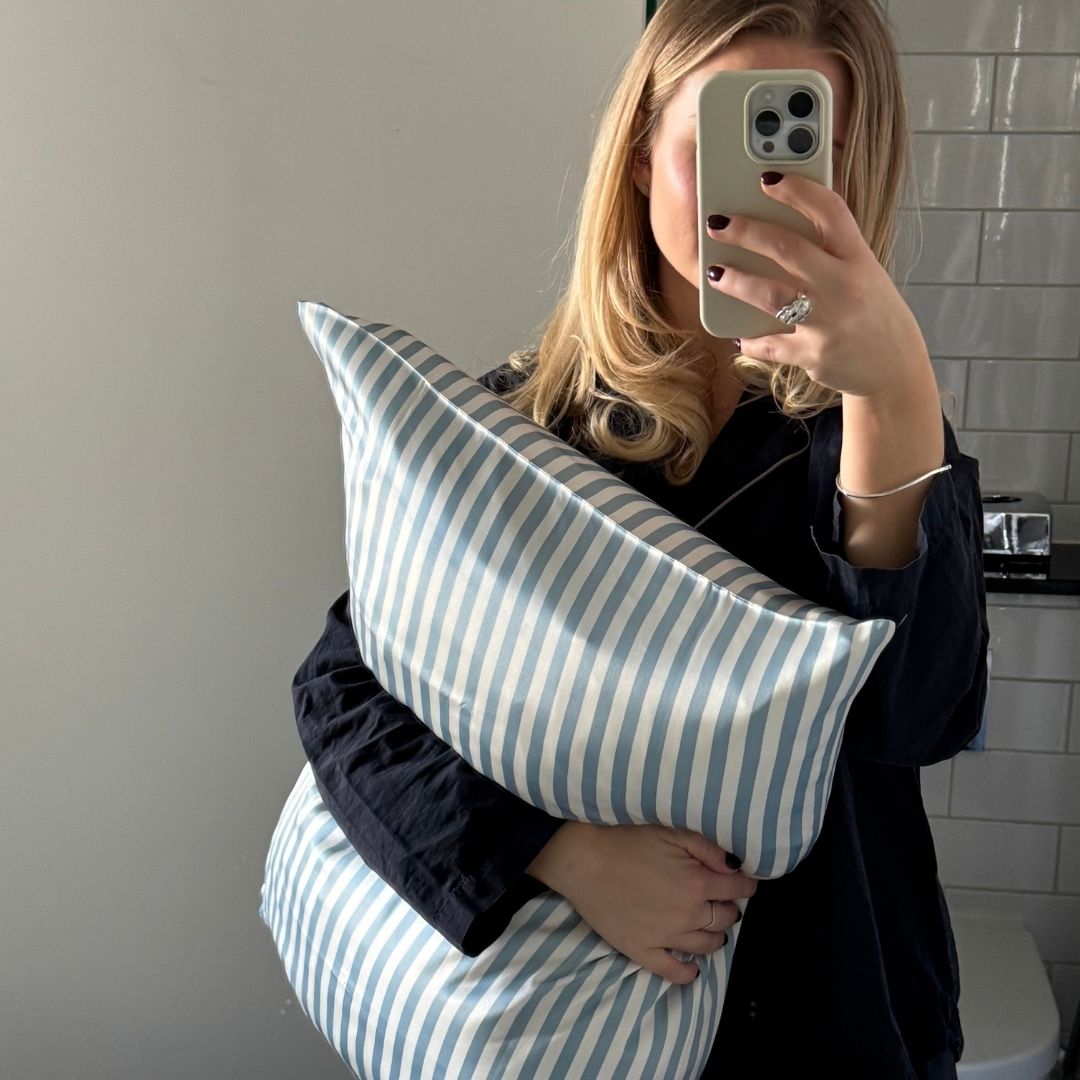 SIDENÖRNGOTT - LJUSBLÅ RÄNDER