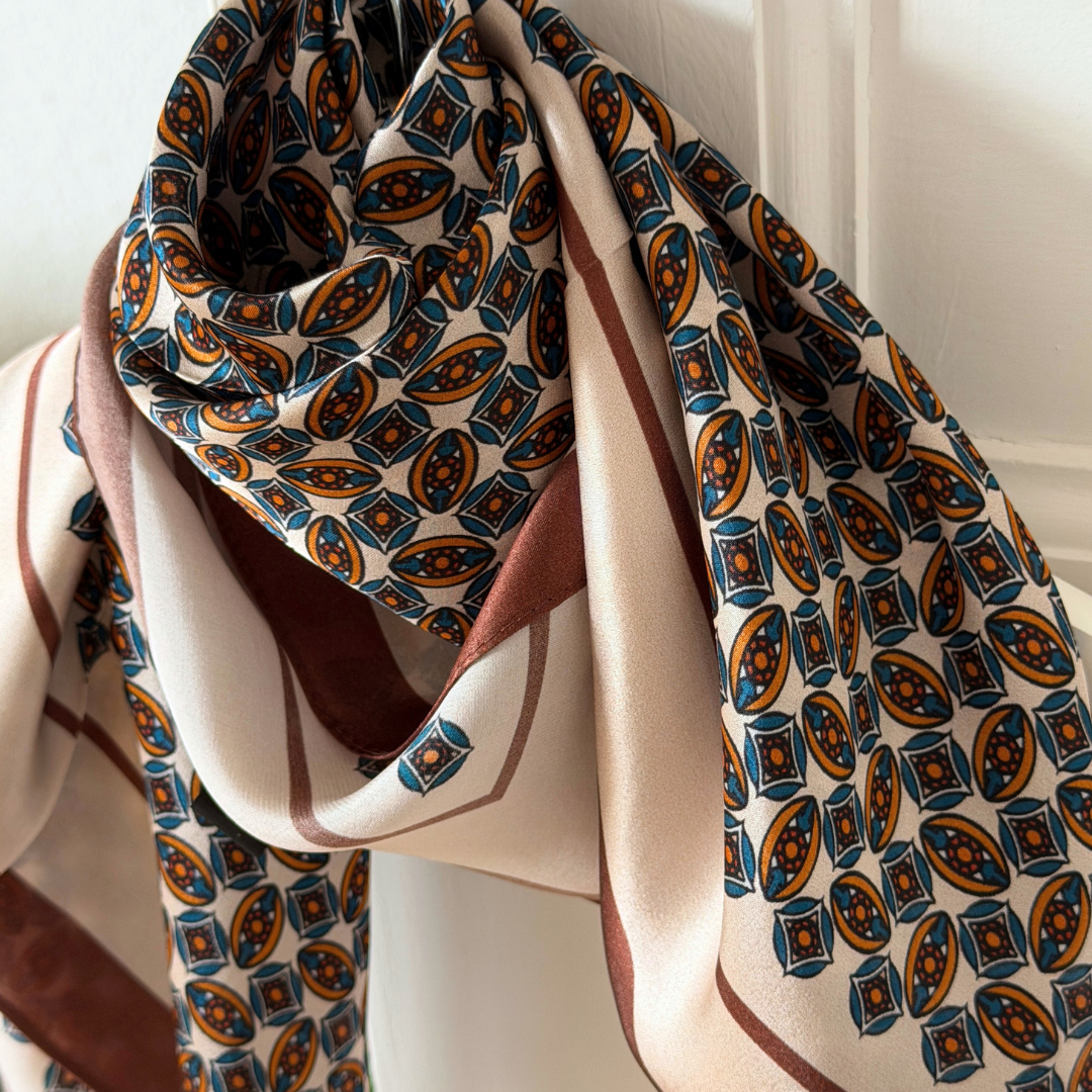 Sidenscarf | Brown and Beige Mix | 68 cm